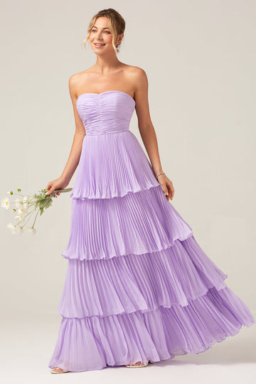A-Line Sweetheart Tiered Chiffon Long Lilac Brudepige Kjole med plisseret